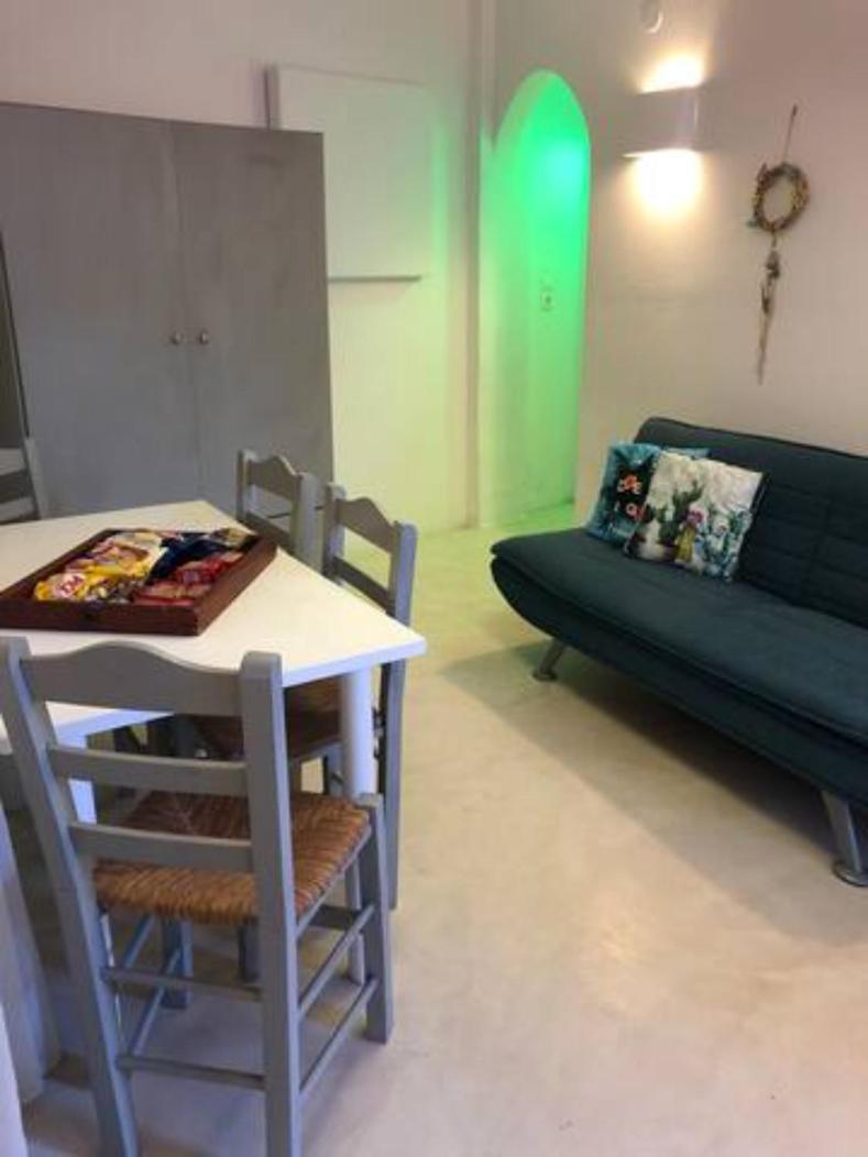 On An Island Suites & Apartments - Fira ภายนอก รูปภาพ
