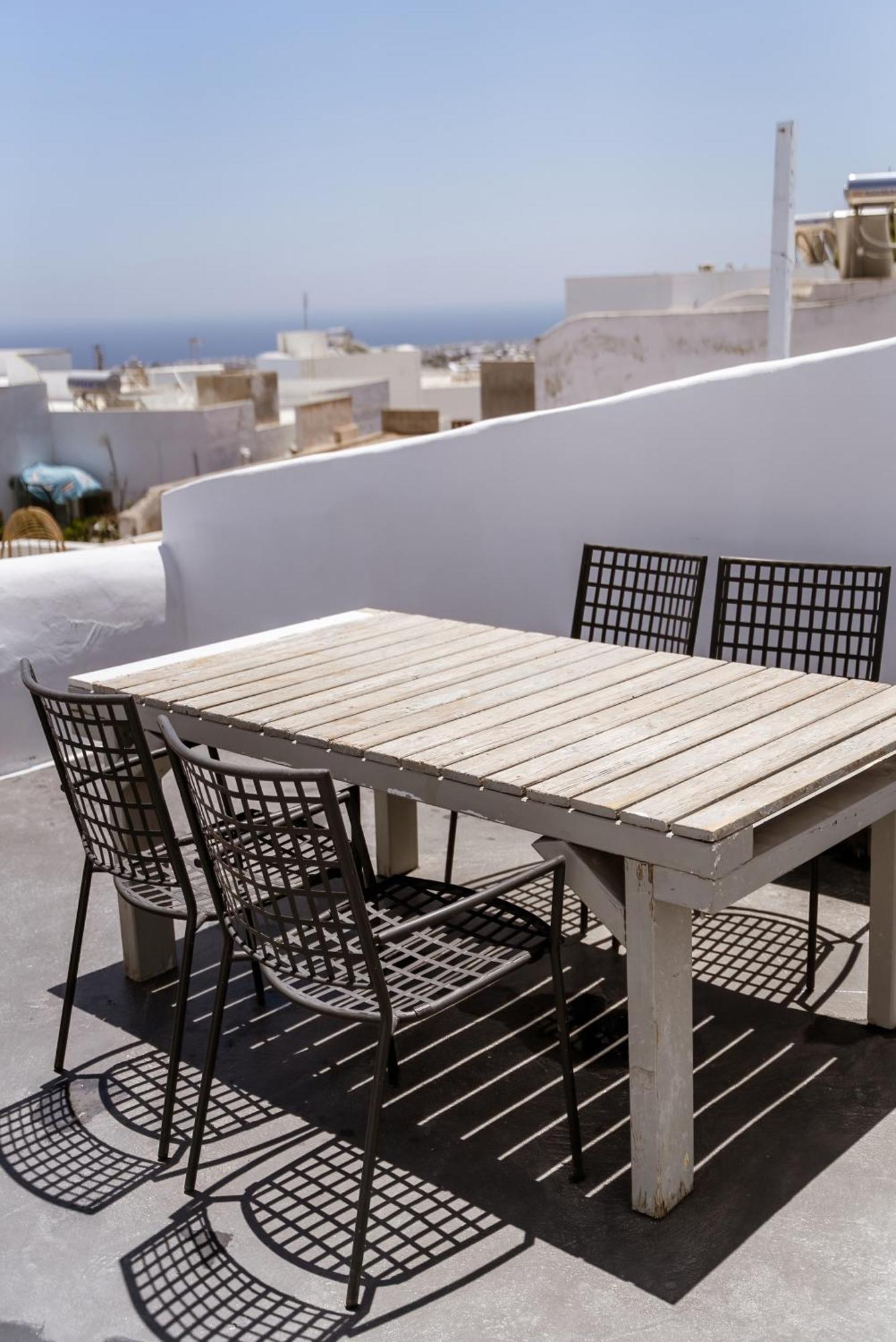 On An Island Suites & Apartments - Fira ภายนอก รูปภาพ