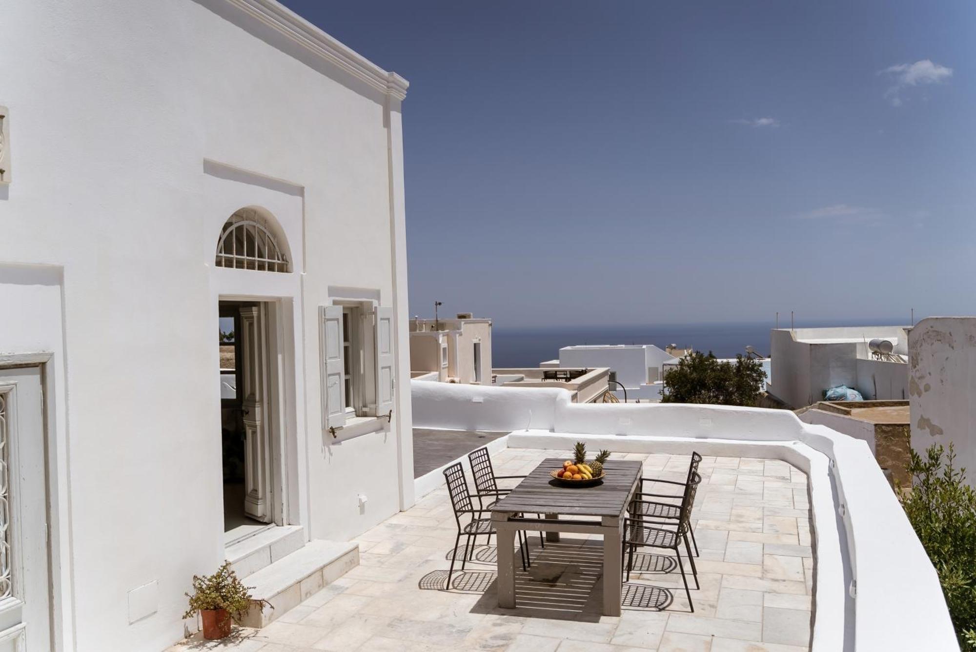 On An Island Suites & Apartments - Fira ภายนอก รูปภาพ
